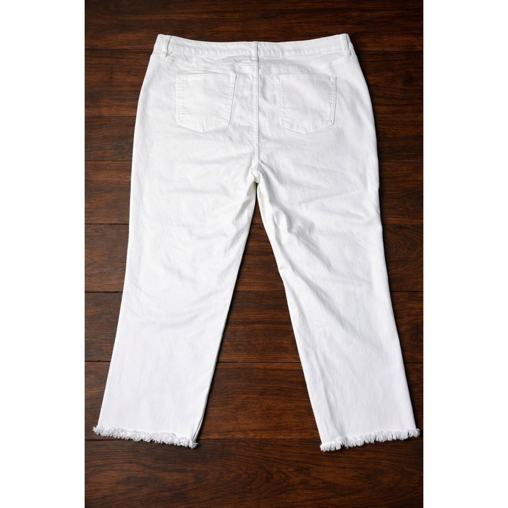 Candace Cameron Bure White Jeans Women's 24W Cropped Raw Hem Stretch Denim - Picture 3 of 6